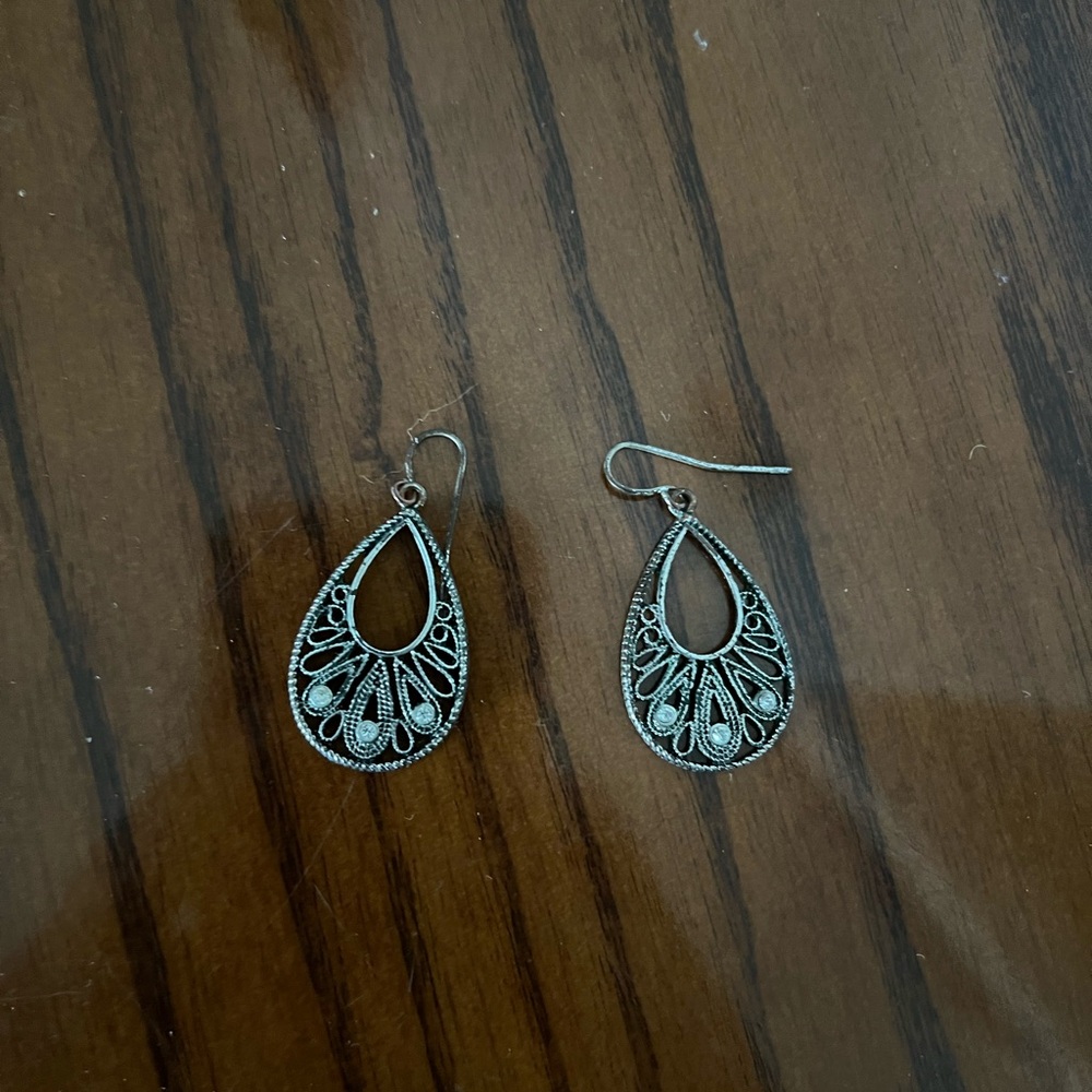 Elegant Silver Teardrop Earrings